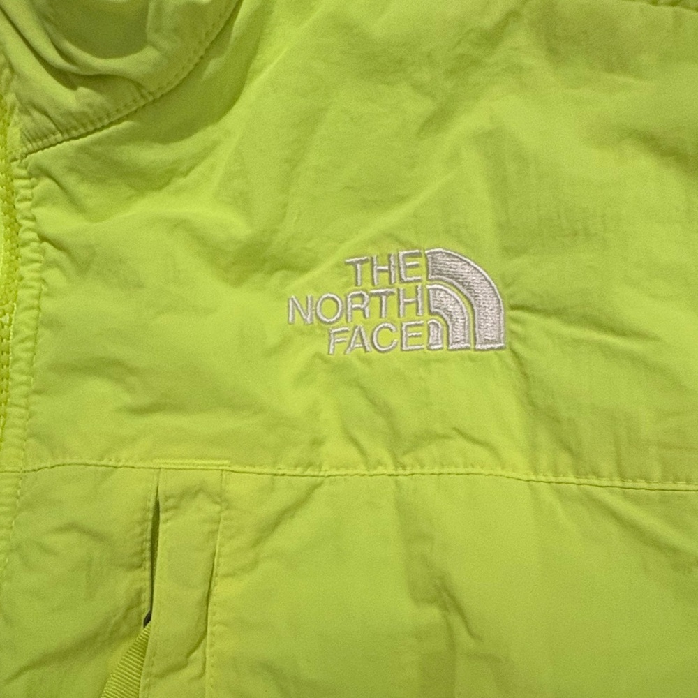The North Face Neon Green and Light Gray Jacket & Pants Set. - Picture 12 of 16